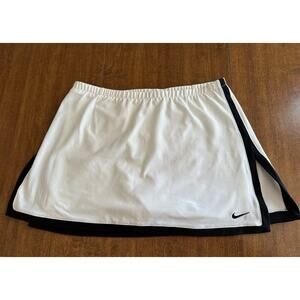Nike DriFit Tennis Skort - Size SM